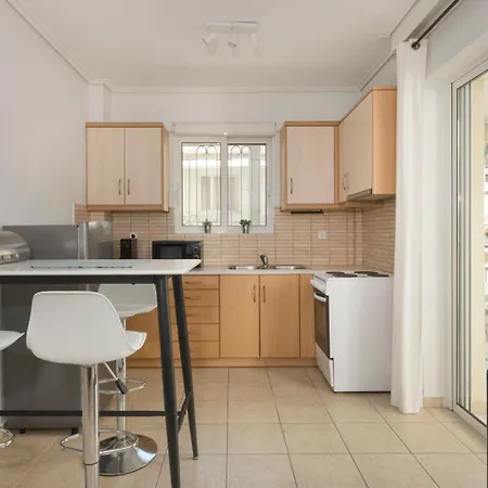 Apartment 'microcosmos 2' Urban Flat In Neos Kosmos